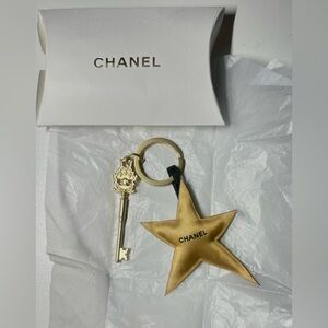 CHANEL Gold Star Keychain with Decorative Key Charm GWP NWB